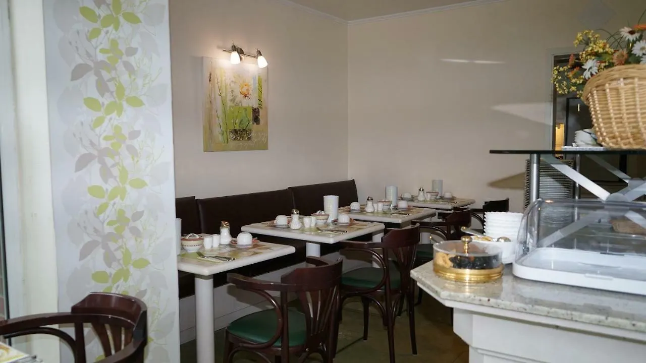 Entree Gross Borstel Garni Hotel Hamburg 4*,  Niemcy